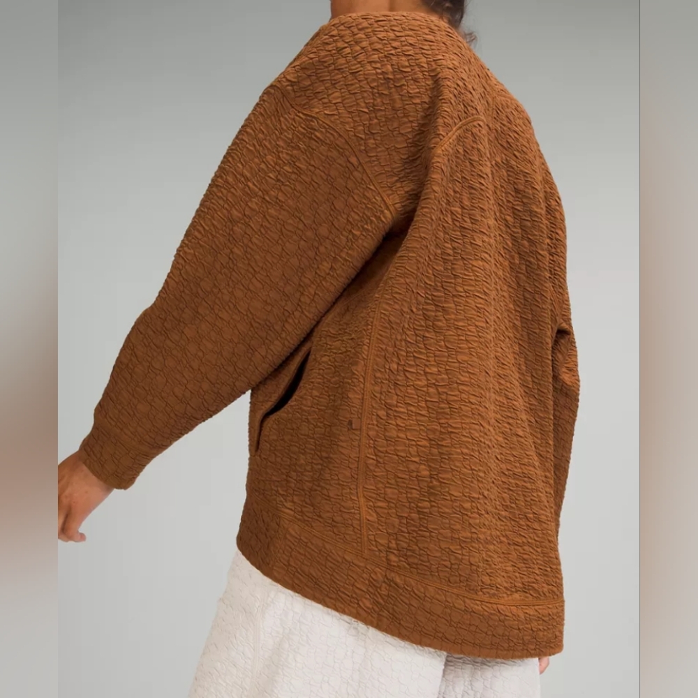 Lululemon Rippled V-Neck Pullover - Picture 4 of 9